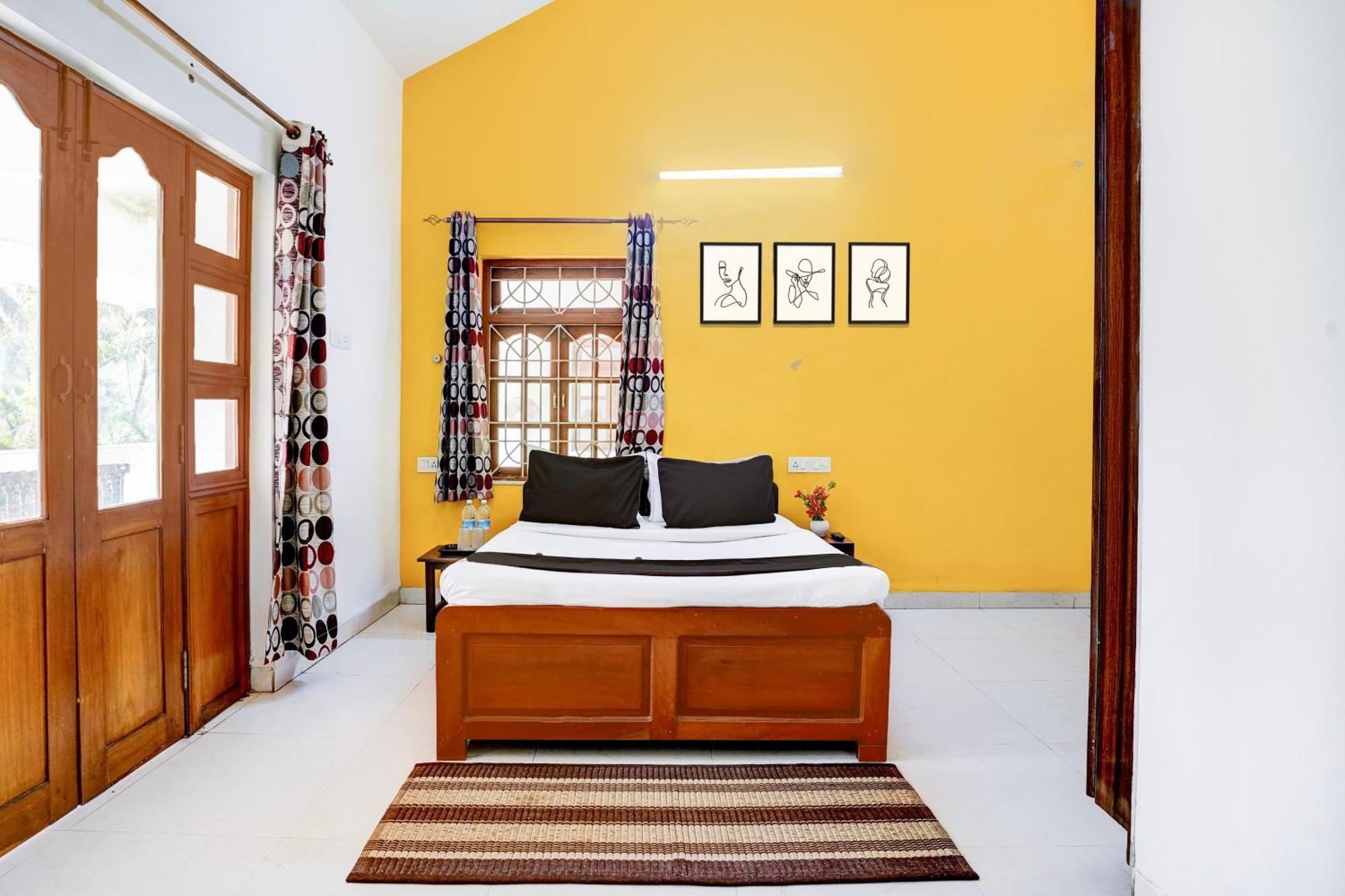 Oyo Flagship Triple Beach Guest House Benaulim Luaran gambar
