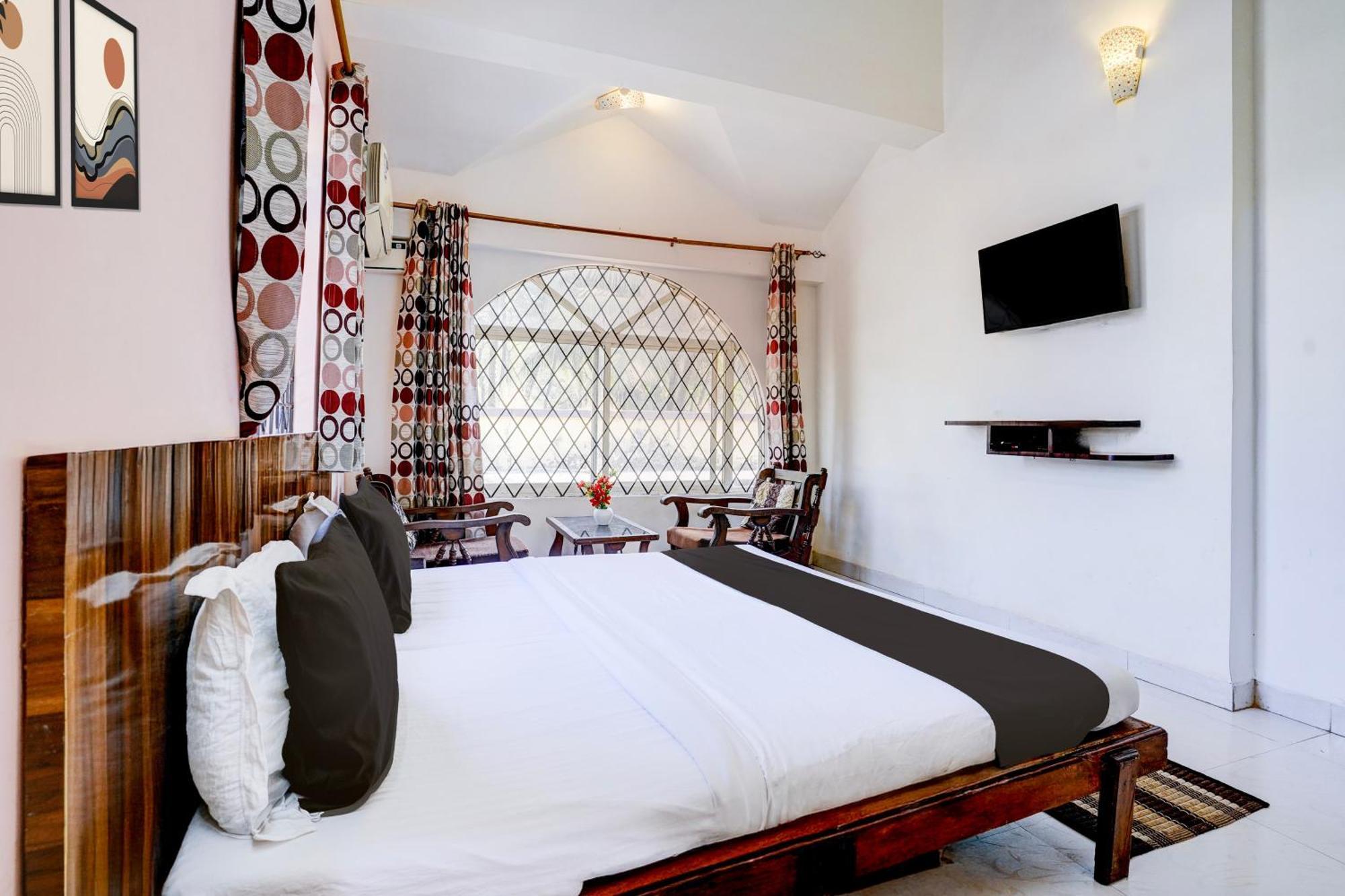 Oyo Flagship Triple Beach Guest House Benaulim Luaran gambar
